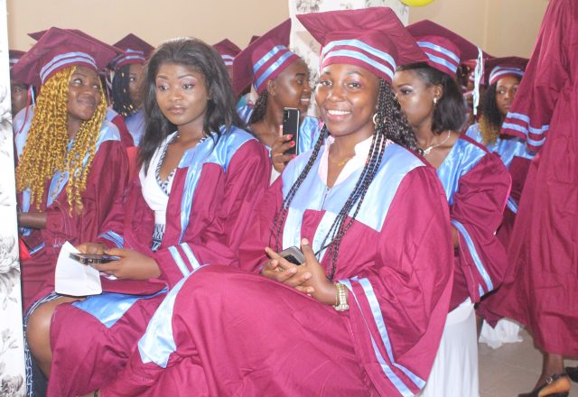 La promotion réunie pour la remise des diplômes.